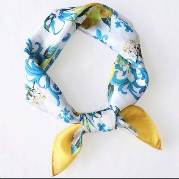 Lemon Print Headscarf P44 - Picture 3 of 7